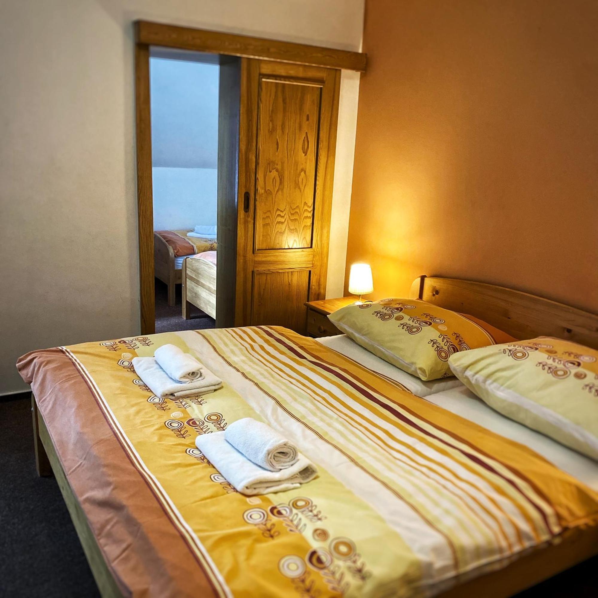 Horsky Hotel Snezenka Hyncice pod Susinou ภายนอก รูปภาพ